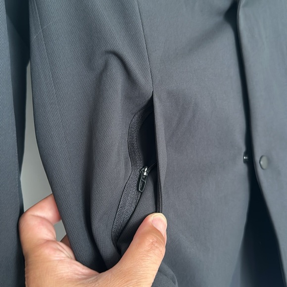 Lululemon New Venture Blazer Coat Jacket BLK Black Men's Size Large - Picture 5 of 11